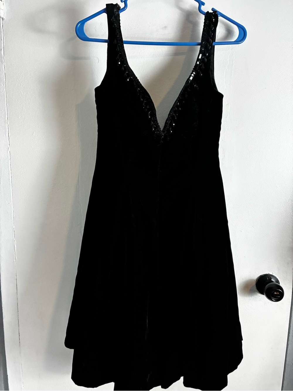Vintage 80’ /90’S black velvet cocktail dress Sequin Trim .Expo Nite